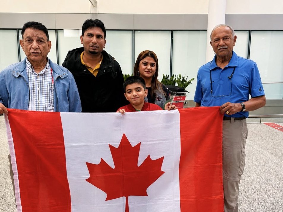 Belshzer Mansha and Asiya Kanwal's family welcomed by ICV
